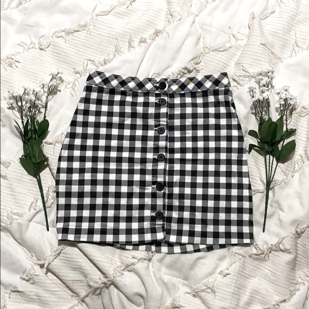 Checkered mini skirt
